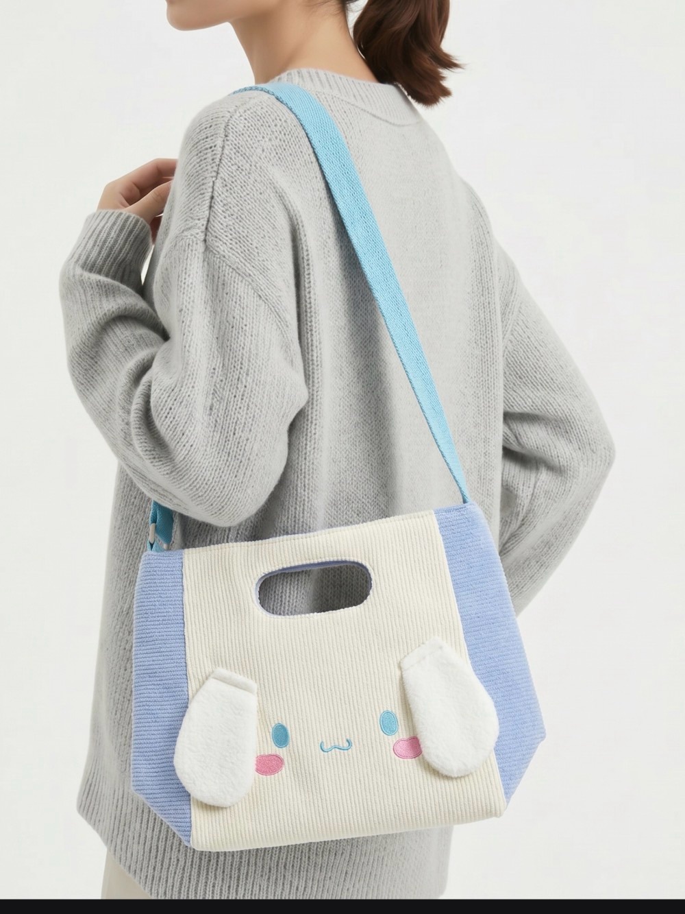Cream & Light Blue Cinnamorol Crossbody Bag